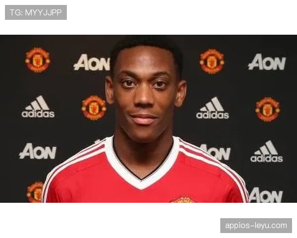 足坛转会风暴再起：新标王呼之欲出，市场格局或将重塑