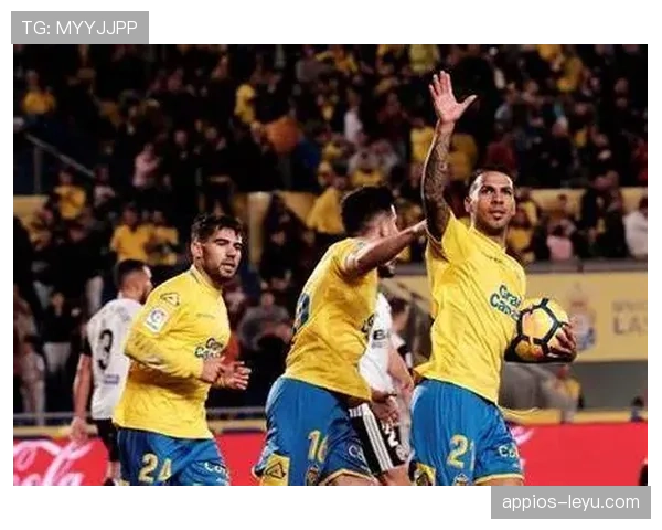 帕尔马定位球战术显奇效,助球队豪取连胜状态回暖 帕尔马定位球战术显奇效,助球队豪取连胜状态回暖