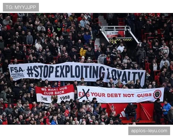 热刺内忧外患：战术混乱与更衣室矛盾动摇争四根基